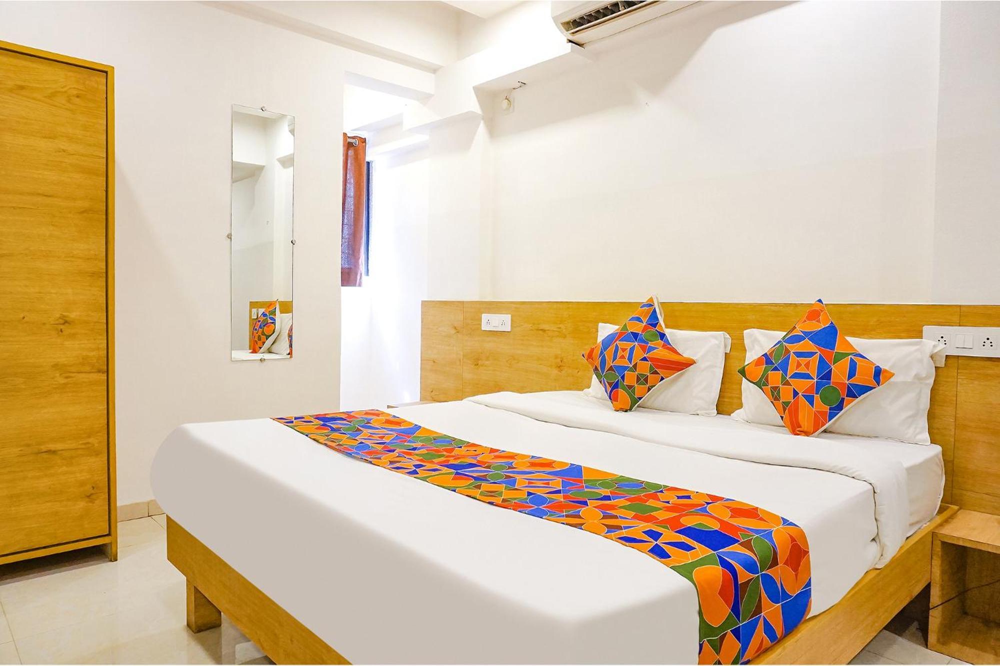 Fabhotel Saffron Inn I - Nr Darshan Museum Pune Luaran gambar