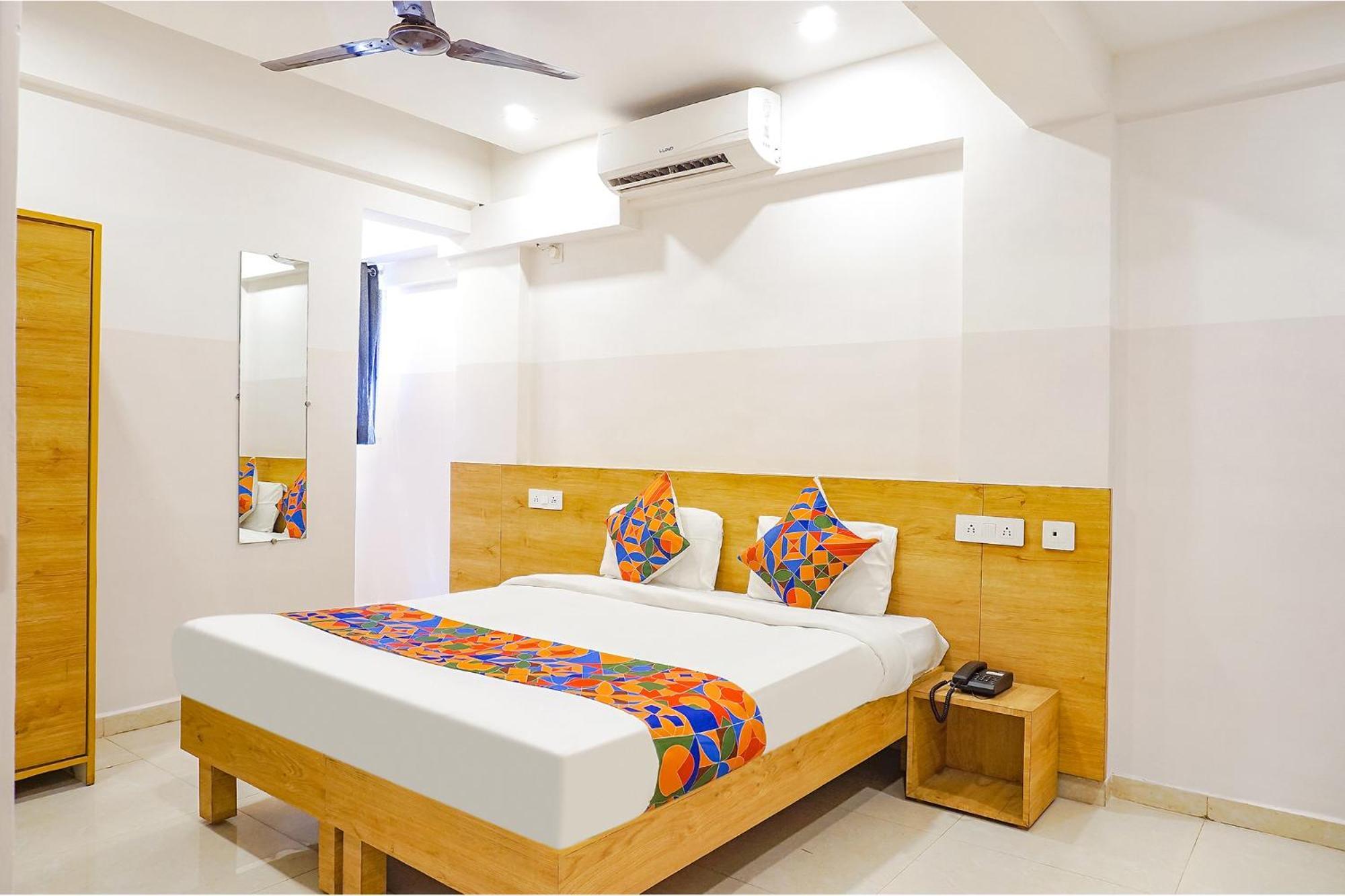 Fabhotel Saffron Inn I - Nr Darshan Museum Pune Luaran gambar